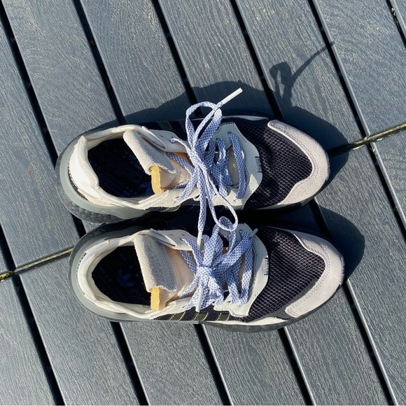 Adidas Nite Jogger (US 5.5) - Picture 2 of 4